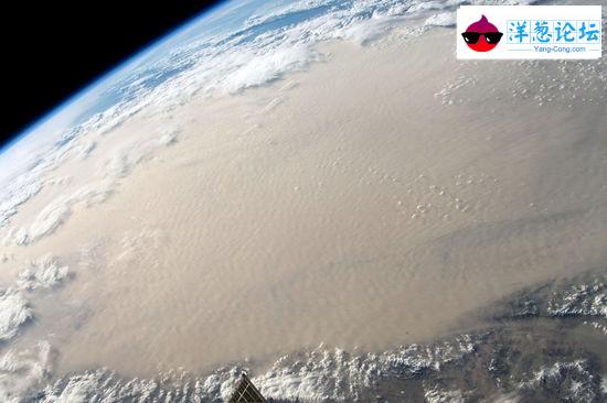 新年第一天，来看来自NASA的年度最佳地球照片！
