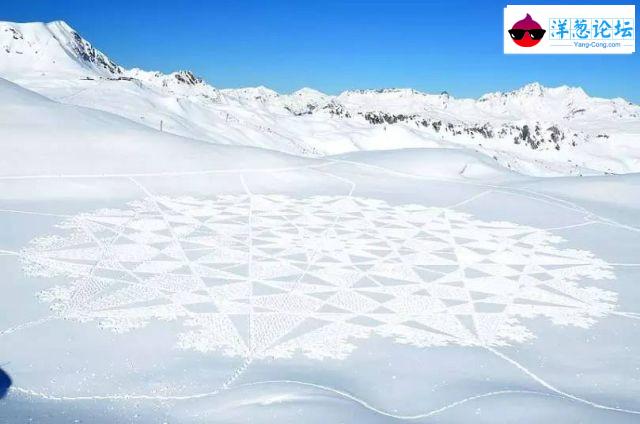 玩雪的最高境界：雪地暴走3万米，踩出惊艳雪地画