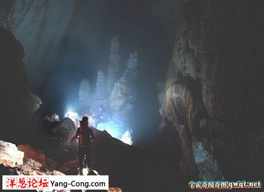 探险家发现世界最大洞穴(组图)