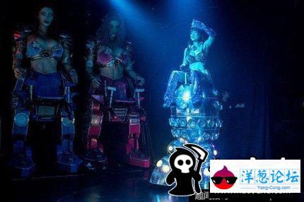 日本红灯区餐馆推巨型女机器人揽客(7)